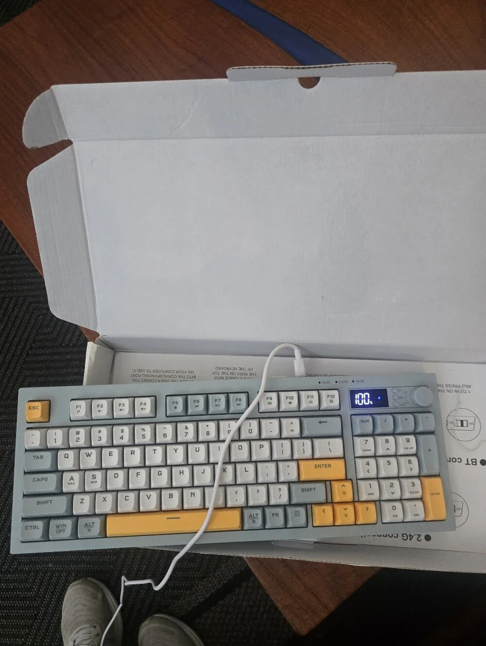 Onikuma G80 94 Keys Keyboard with Yellow Accent Keys 3 Modes With Knob &  Screen